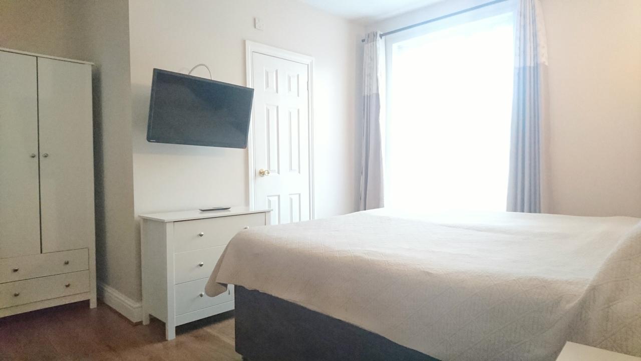 Double Room,615200430:JPEG